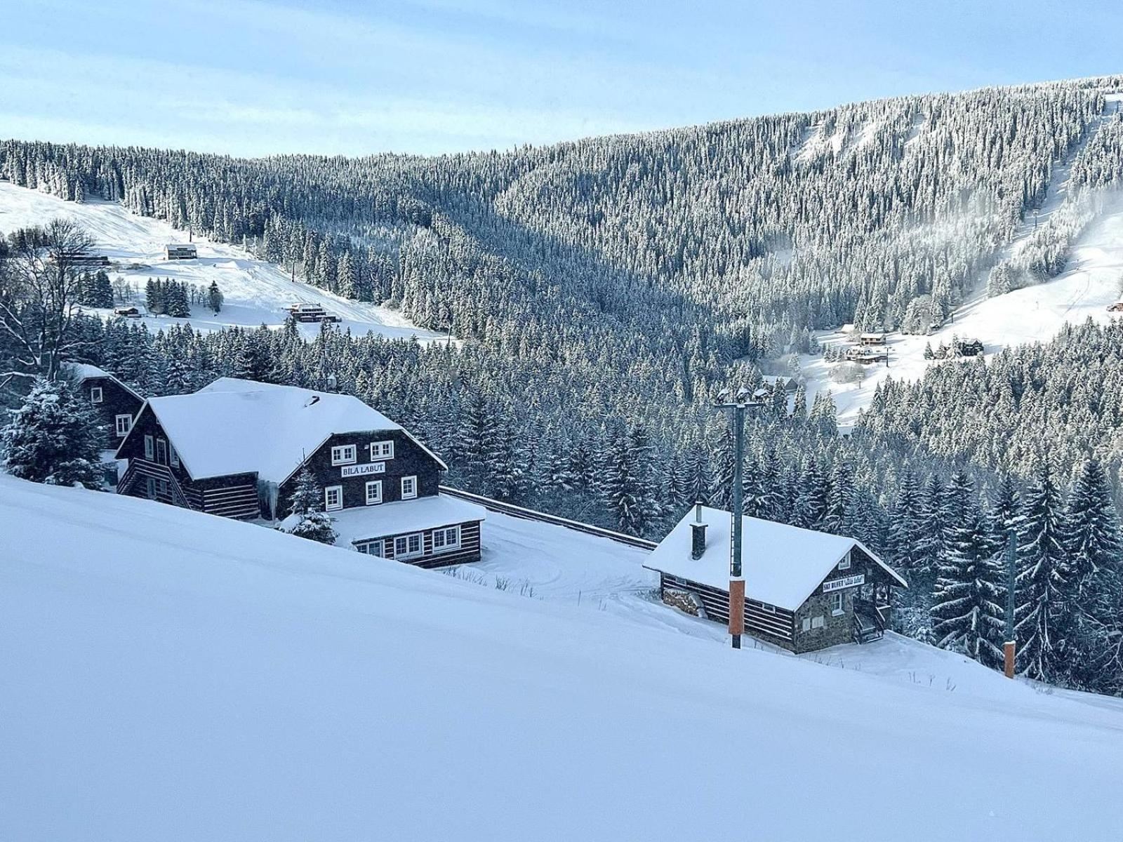 Hotel Bila Labut Horsky Hotylek Pec pod Sněžkou Exterior foto