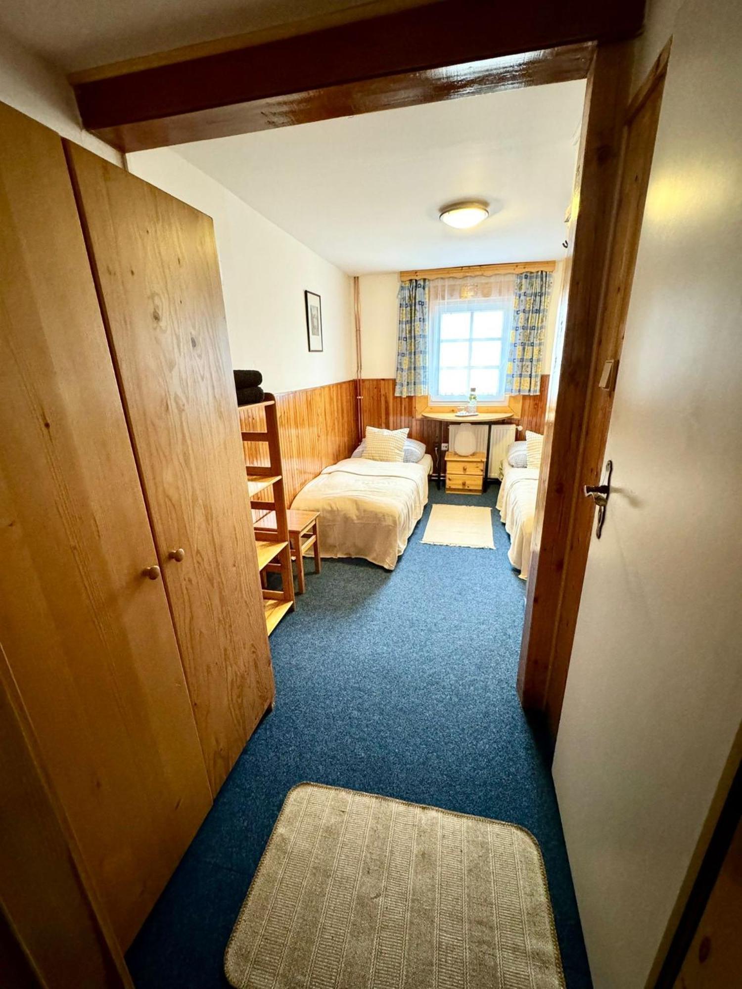 Hotel Bila Labut Horsky Hotylek Pec pod Sněžkou Zimmer foto