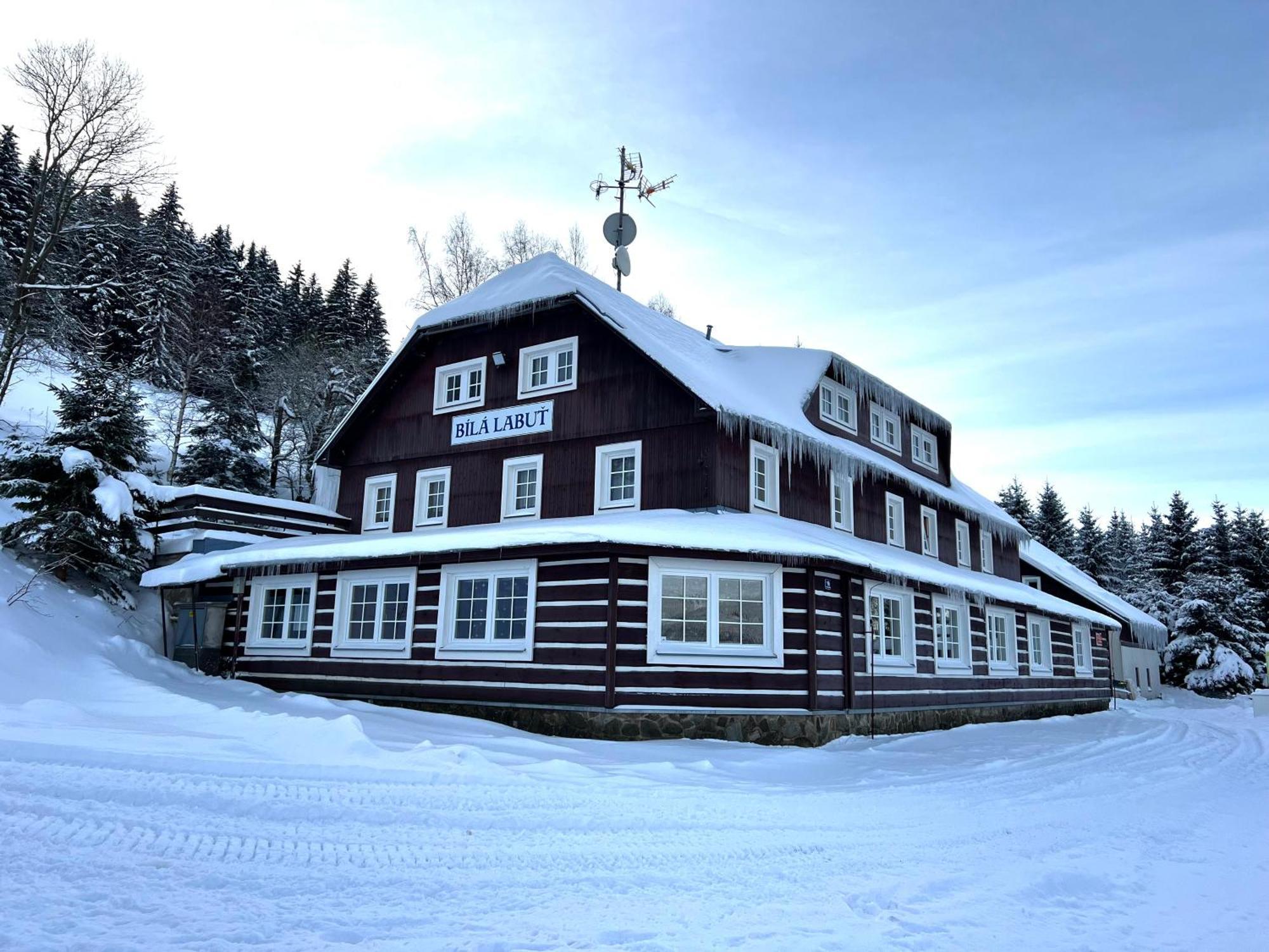 Hotel Bila Labut Horsky Hotylek Pec pod Sněžkou Exterior foto