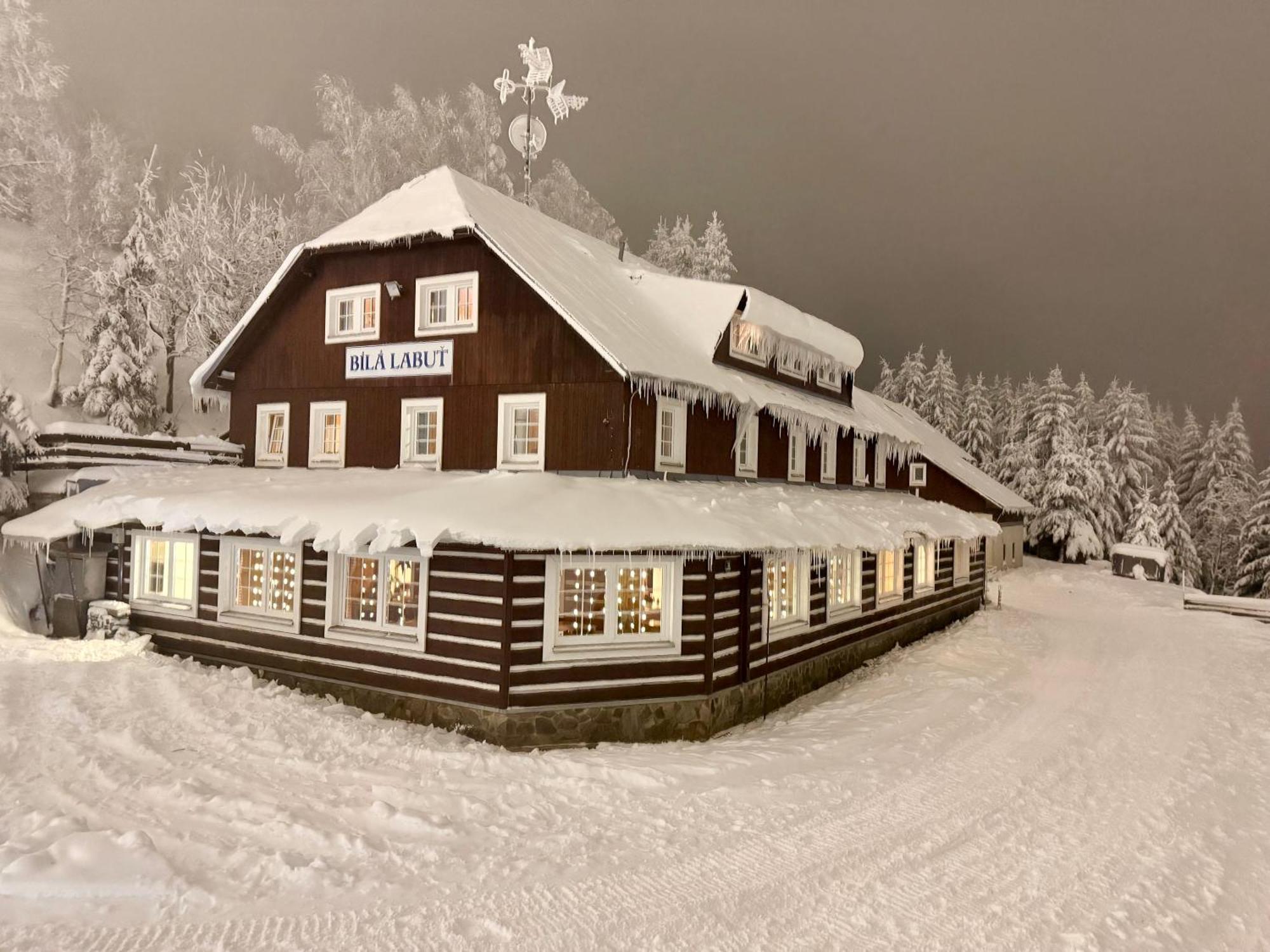 Hotel Bila Labut Horsky Hotylek Pec pod Sněžkou Exterior foto